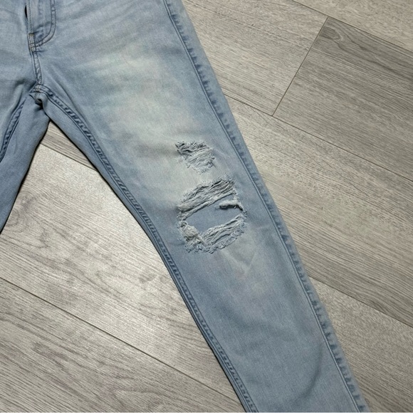 Hollister Super Skinny Advanced Stretch Light Blue Distressed Jeans 28x30 - Picture 4 of 11